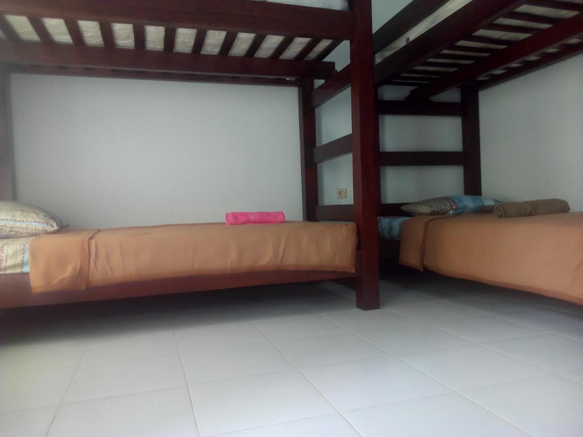 Kuta  Ariata Arya Hostel מראה חיצוני תמונה