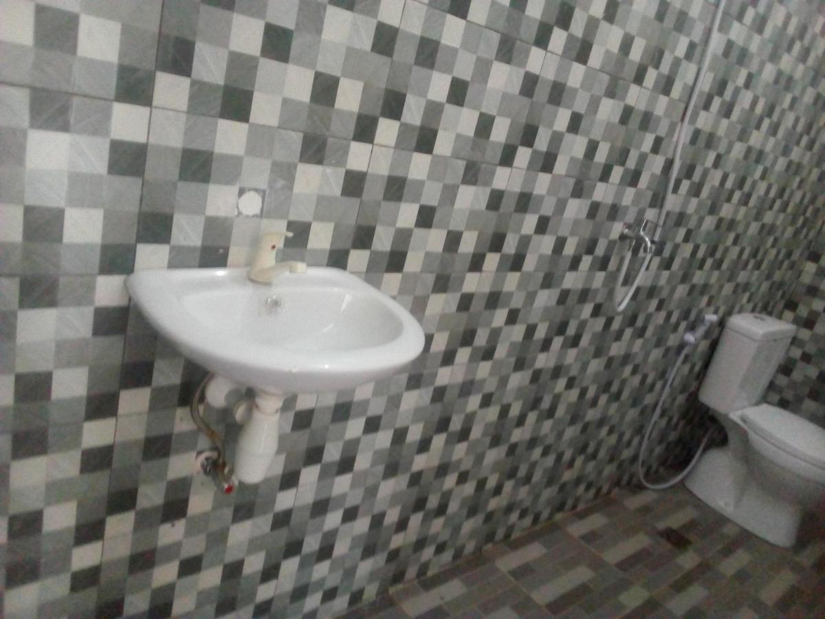 Kuta  Ariata Arya Hostel מראה חיצוני תמונה