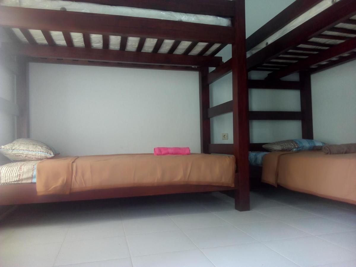 Kuta  Ariata Arya Hostel מראה חיצוני תמונה