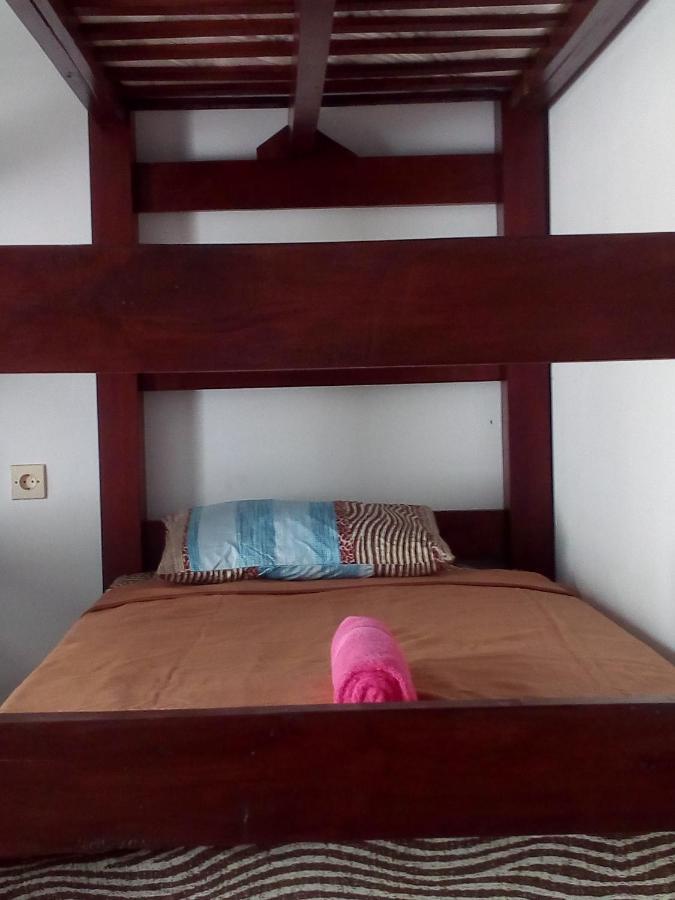 Kuta  Ariata Arya Hostel מראה חיצוני תמונה