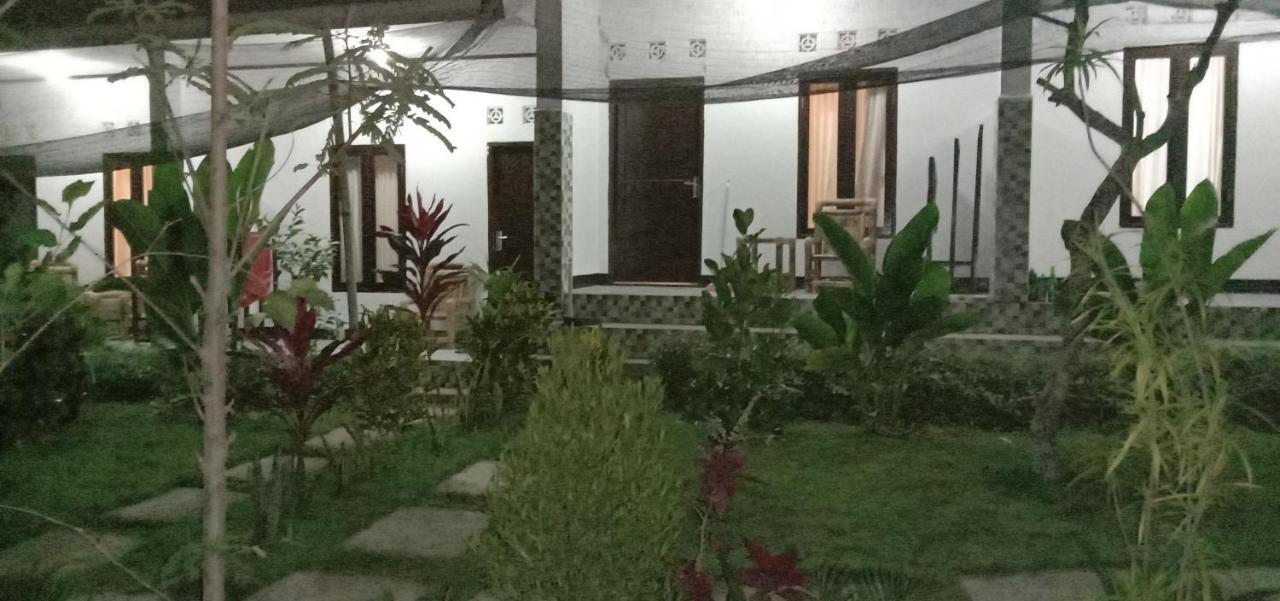 Kuta  Ariata Arya Hostel מראה חיצוני תמונה